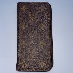 LV iPhone 10 Cover and Card Holder EUC 6”x3”